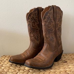 Ariat Square Toe Women’s Boots 8.5